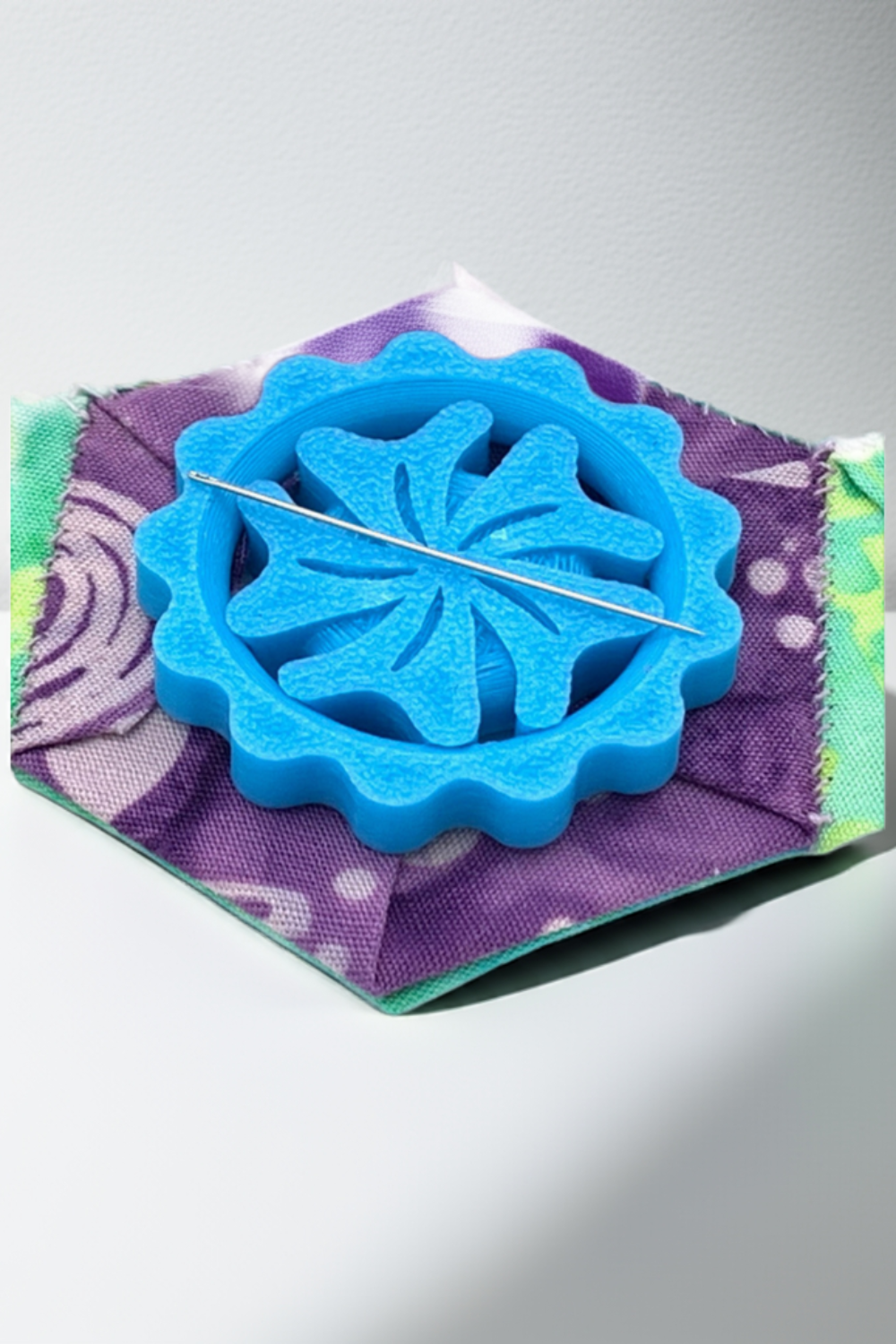 Needle Minder Light Blue