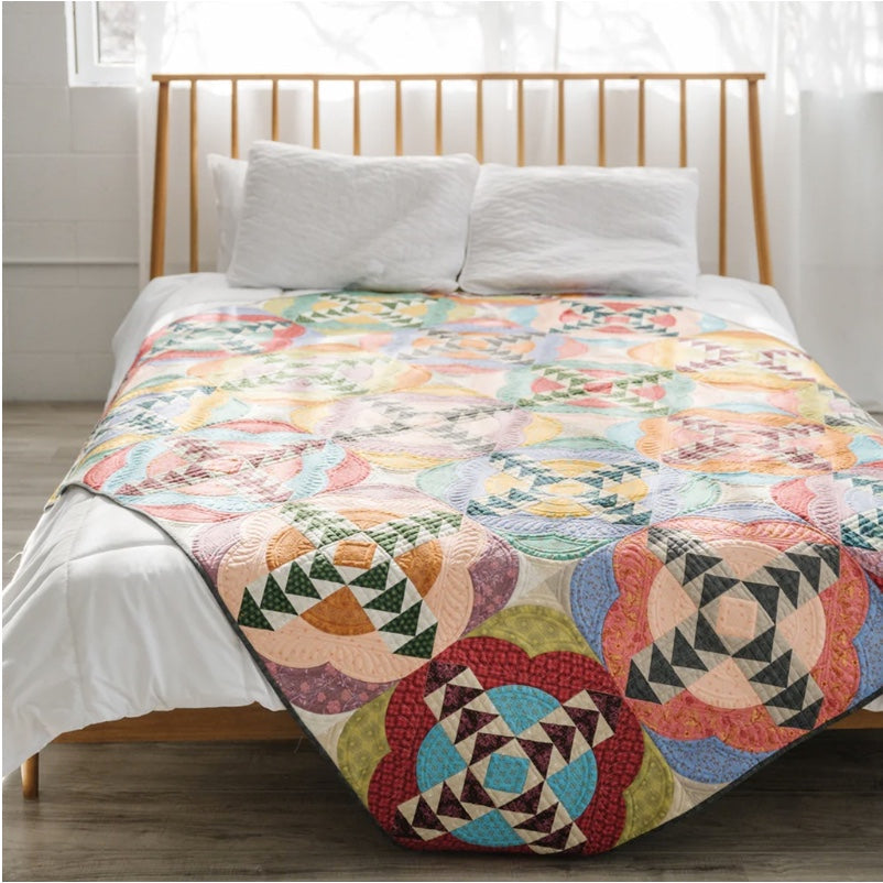 Crisscross Applesauce – quilt pattern – colorful textile design