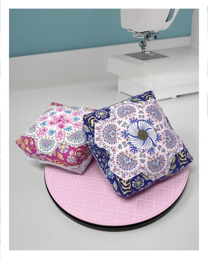 Pieced Kaleidoscope Quilt Blocks – book – fabric panel included