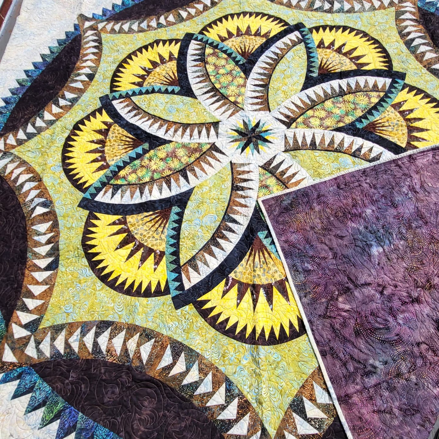 Lily Pond Hosta Quilt – 100" x 100" Handmade Queen/King Quilt