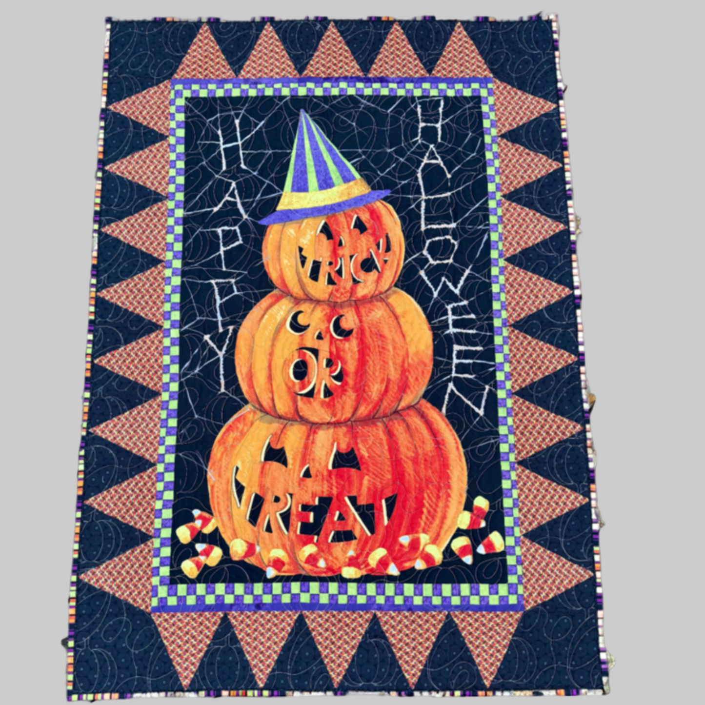 Pumpkin Parade 35" x 49.5" Handmade Halloween Quilt / Wall Hanging