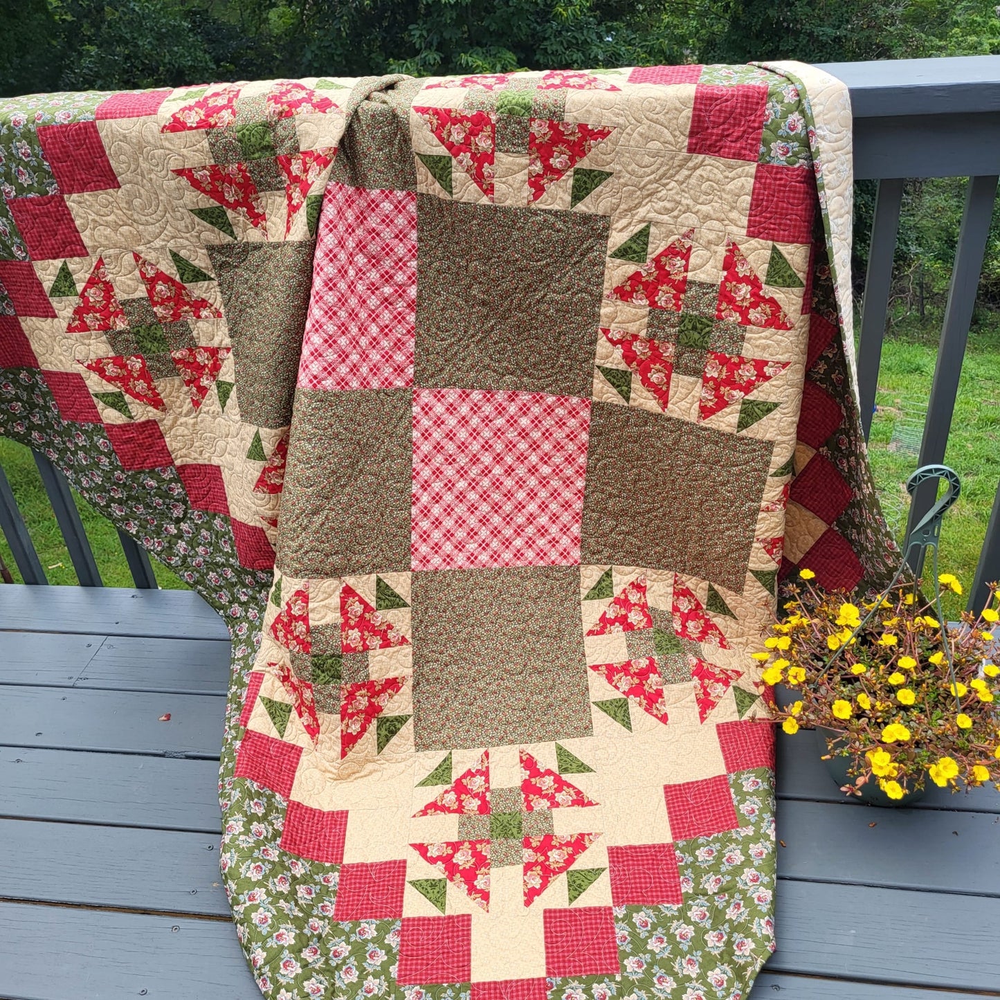 Scarlet’s Medallion Quilt – 68" x 85" Handmade Throw / Twin / Full