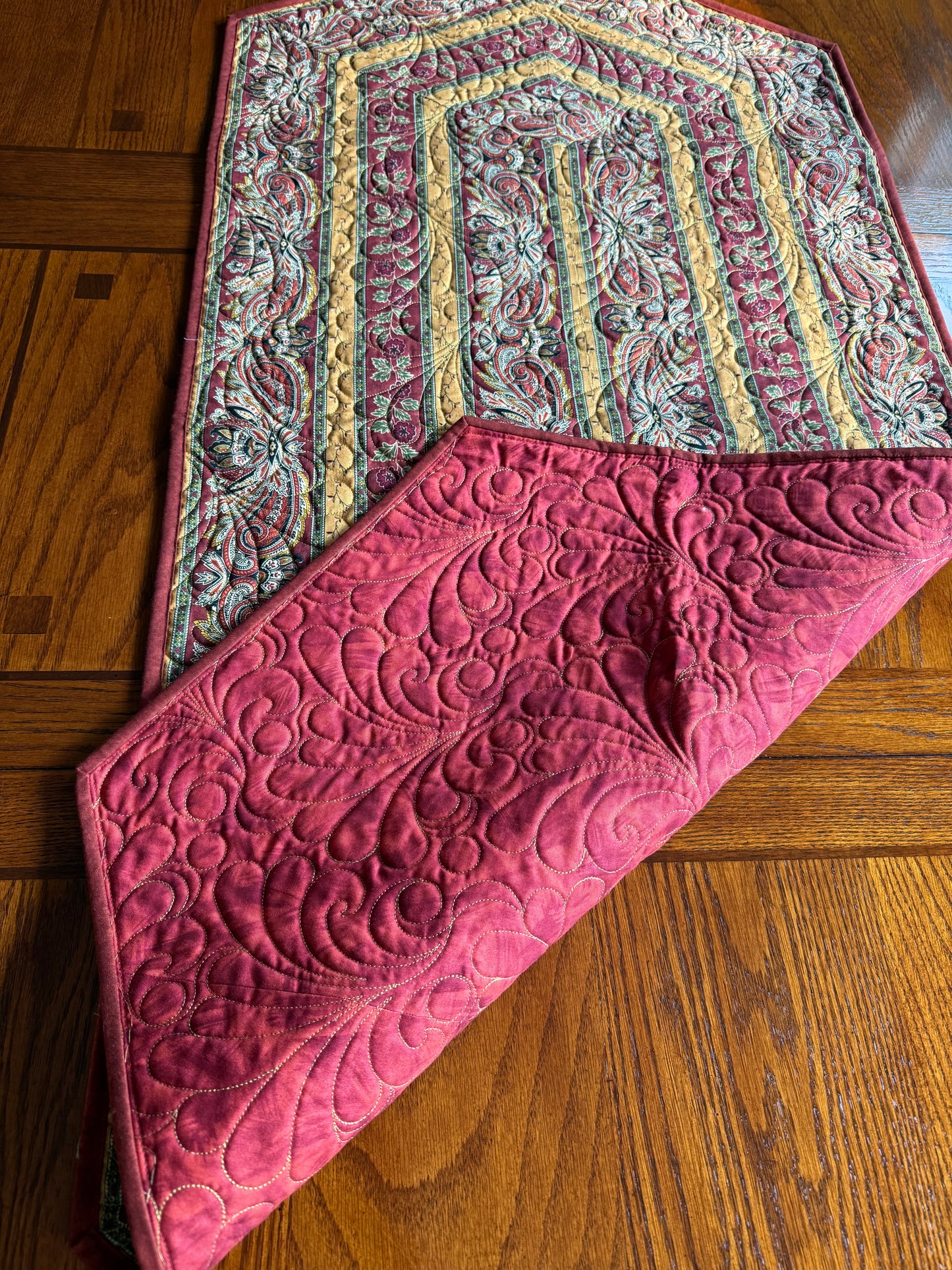 Autumn Border Feathers 23" x 51" Handmade Quilted Table Runner
