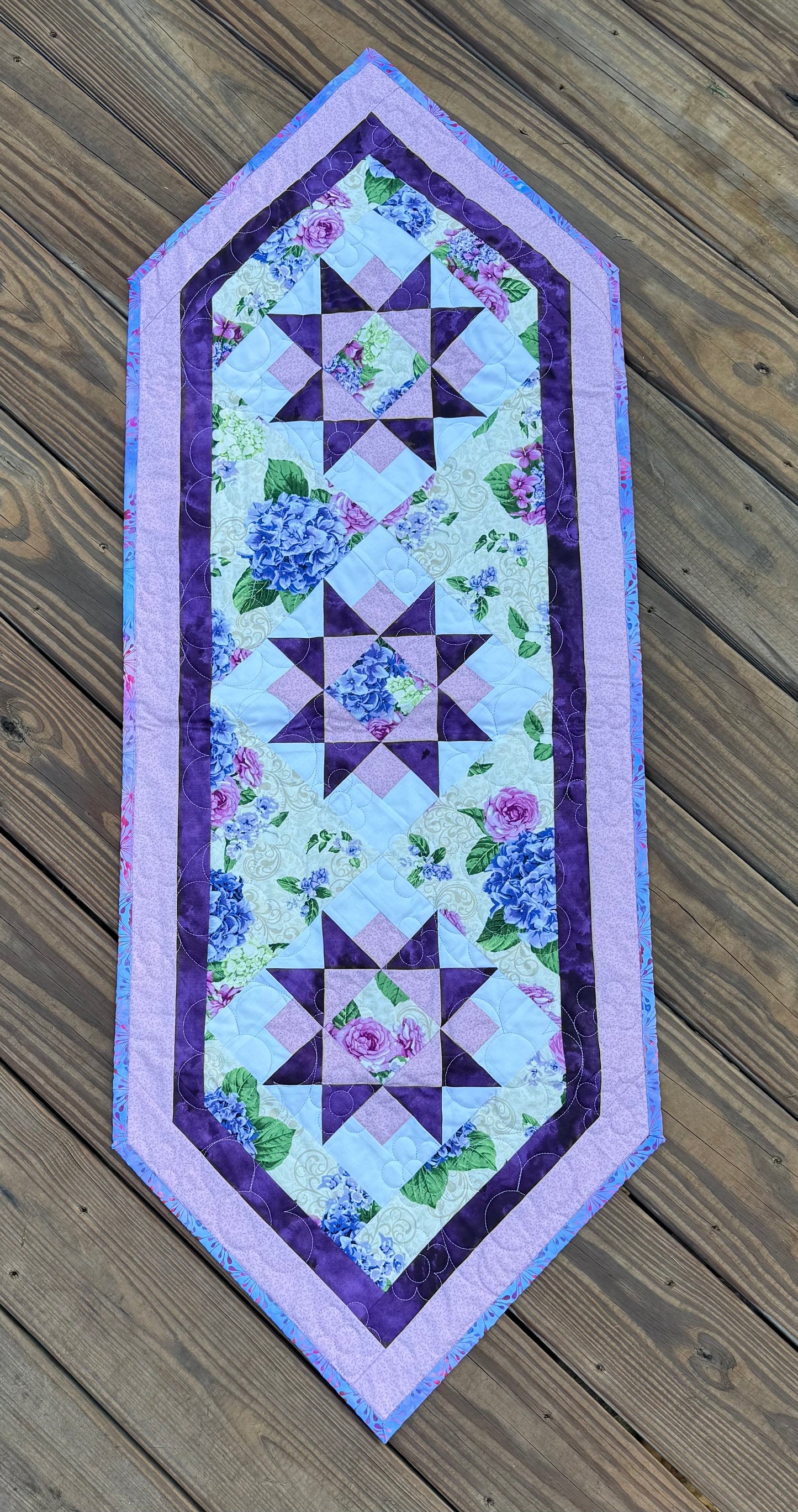 Bread and Butter Hydrangea Bloom 18.5" x 51.5" Handmade Table Runner