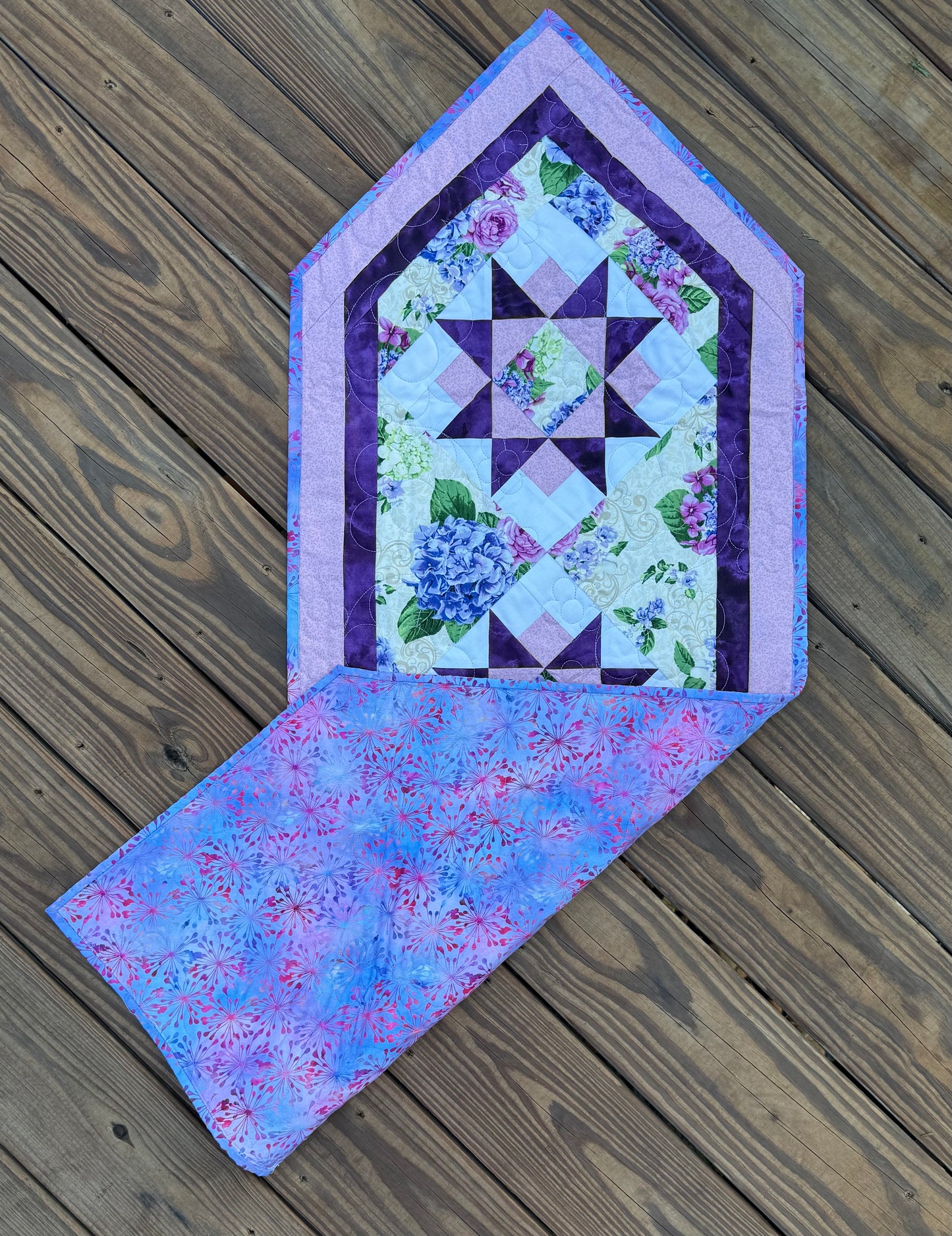 Bread and Butter Hydrangea Bloom 18.5" x 51.5" Handmade Table Runner