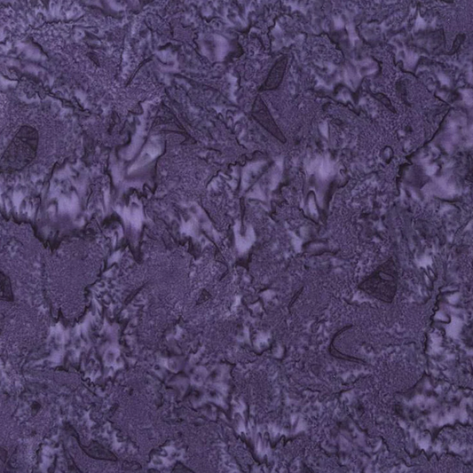 Expressions Batiks Hand-Dyed Dark Purple – close-up detail showing organic tonal variation and hand-dyed texture, Riley Blake Designs