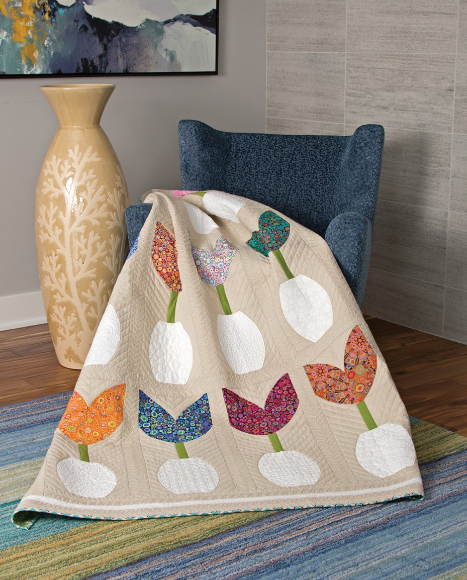 Contemporary Curved Quilts – book – colorful textile design