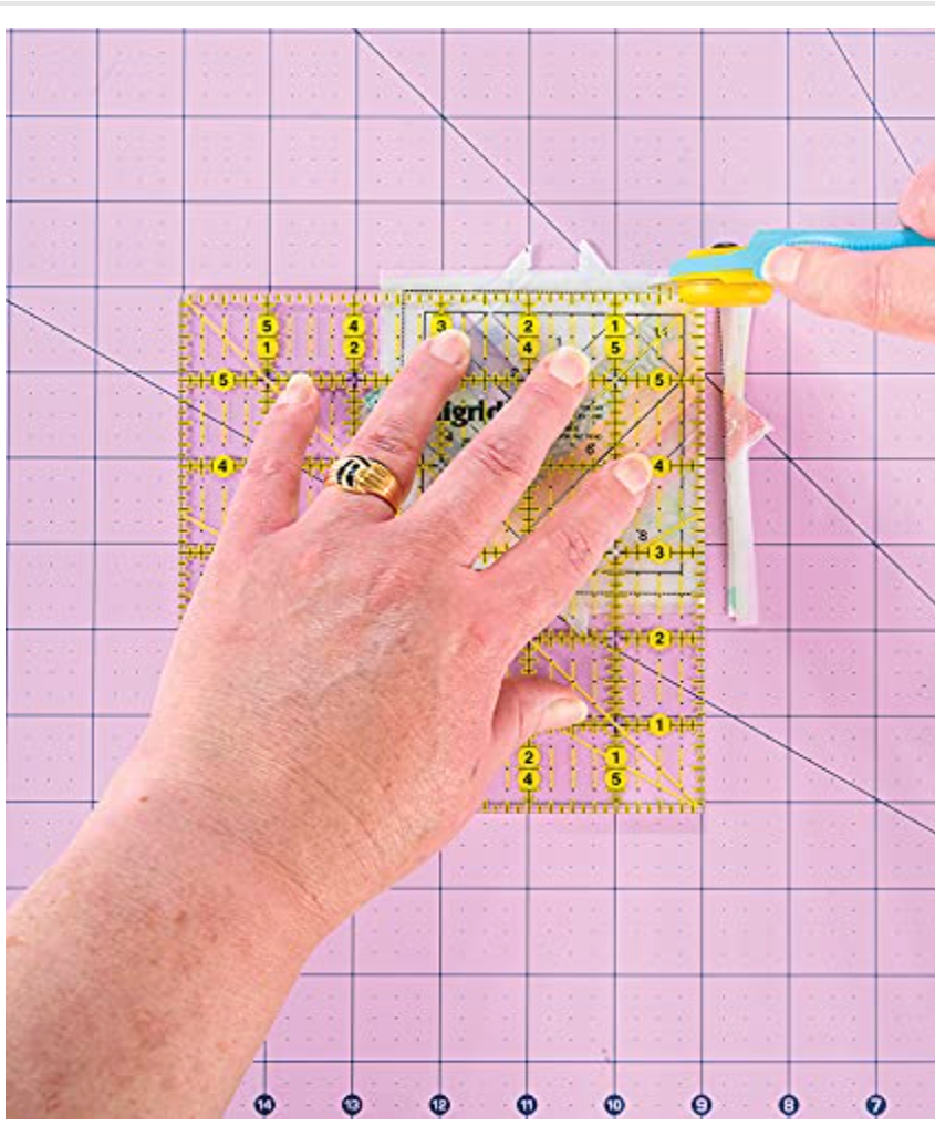 Show Me how to Paper Piece S. E. – book